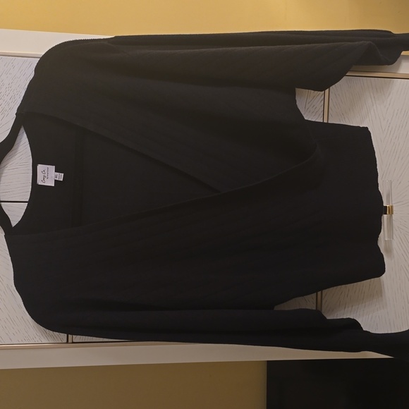COZY CO. Black wrap sweater. Viscose 55% Poliester 30% Nylon 15% - Picture 1 of 14
